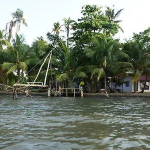 https://cheenavala-homestay.kerala-hotels.net
